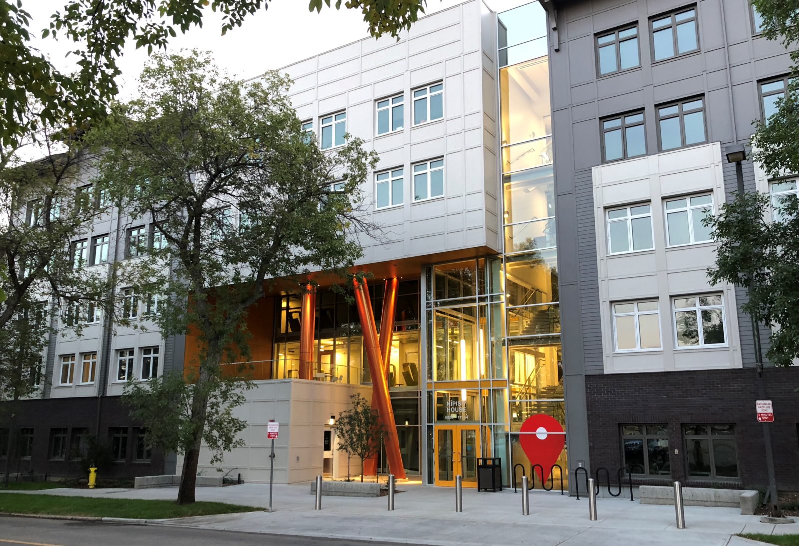 U of A East Campus Village - Nîpisîy House - HSEA Architecture Inc.